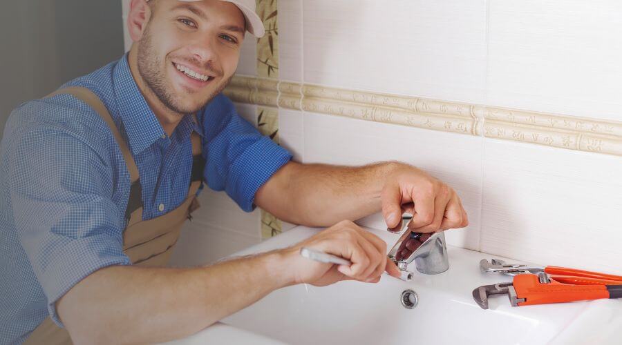 Professional clogged drains services in Fannin, TX